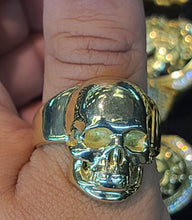 Load image into Gallery viewer, Yellow Gold Skull Ring