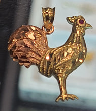 Load image into Gallery viewer, Yellow Gold Roster Pendant