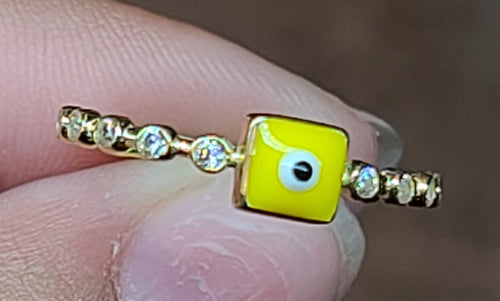 Yellow Gold Square Ring with Yellow Ojito and CZs