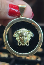 Load image into Gallery viewer, Yellow Gold Pendant with Reflective Background and Medusa Face