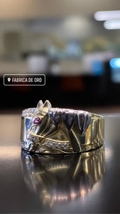 Gold horse ring