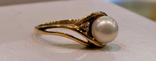 Load image into Gallery viewer, 10K Gold Pearl Ring