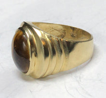 Load image into Gallery viewer, 10K Gold Brown Stone Ring
