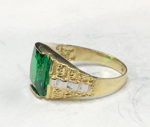 10K Gold Emerald Ring