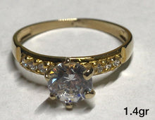 Load image into Gallery viewer, 10K Gold Engagement Ring
