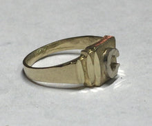 Load image into Gallery viewer, 10K Gold &quot;C&quot; Ring