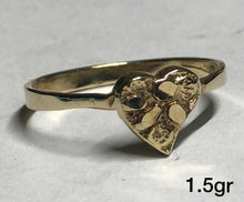 Load image into Gallery viewer, 10K Gold Ring