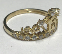 Load image into Gallery viewer, 10K Gold Quince Ring
