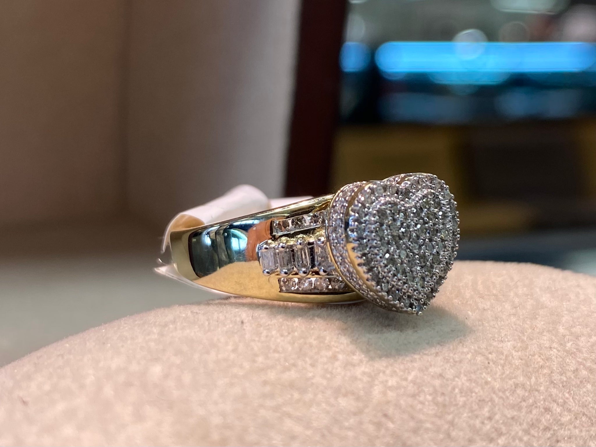 Mini Heart Shaped Diamond Ring